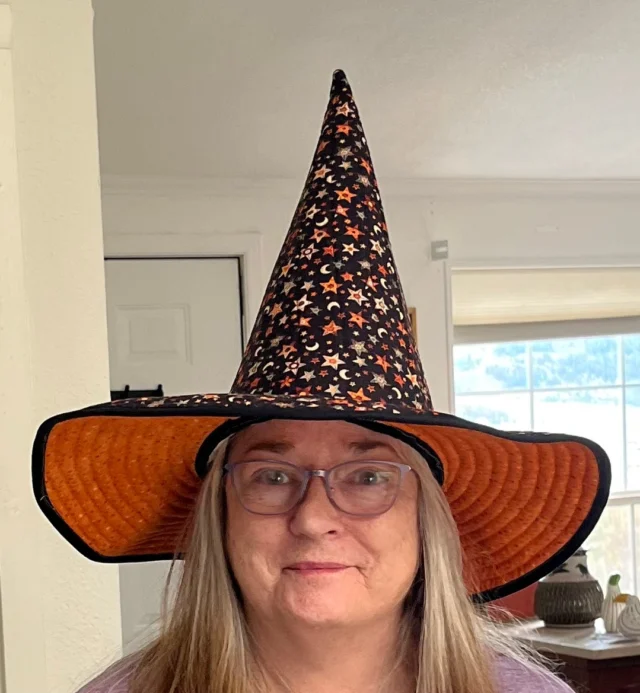 October is packed with Halloween sewing, Kinusaiga fabric art, a witch’s hat class, UFO time, new Wednesday hours, and another tuffet class coming in November. If you'd like the newsletter sent directly to your e-mail box, sign up at the link in our bio.